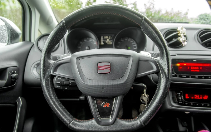 Seat Ibiza cena 26800 przebieg: 183584, rok produkcji 2010 z Radom małe 191